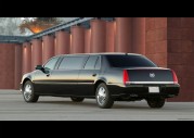 Cadillac DTS Limousine